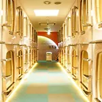 Capsule Hotel 310