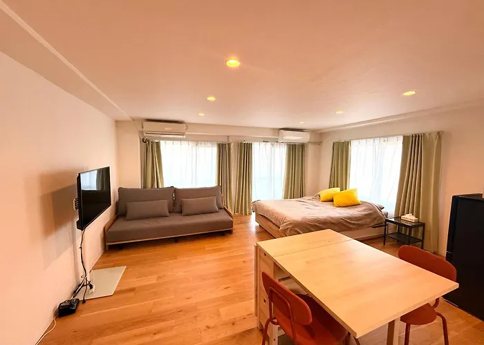Home Shinjuku West302