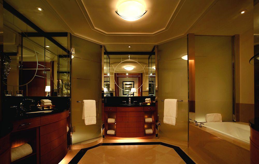 Hotel The Ritz-carlton,