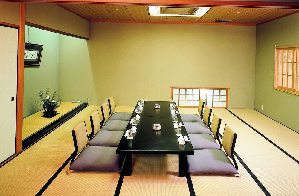 Hotel Grand Palace 4*