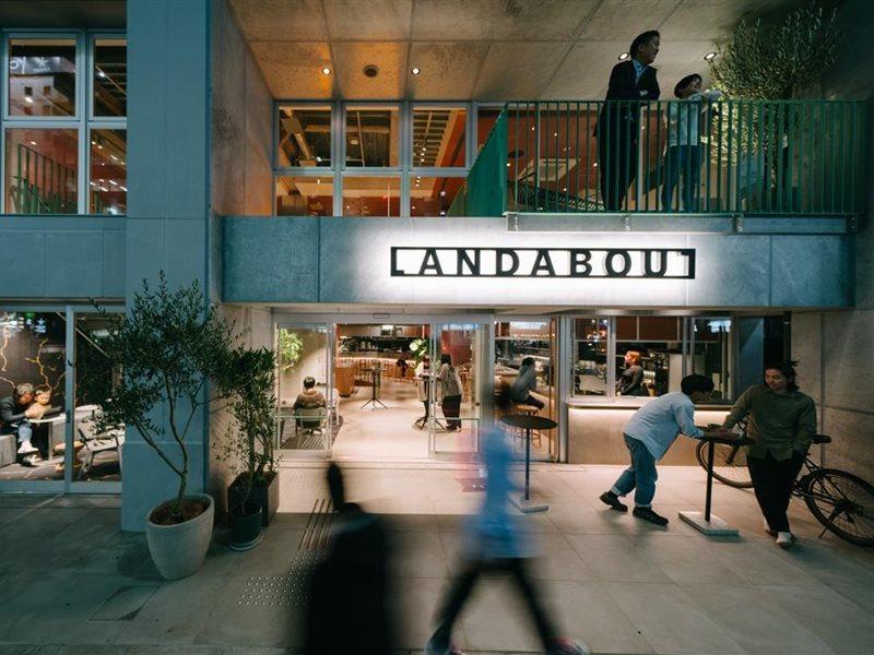 Landabout Hotel