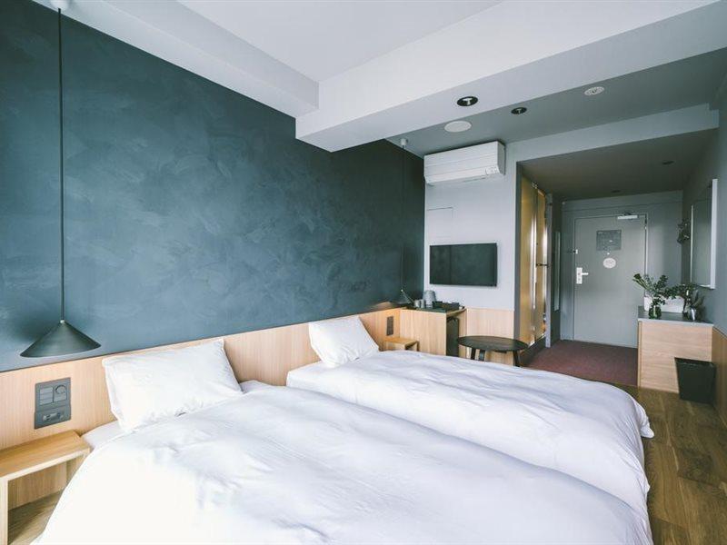 Landabout Tokyo