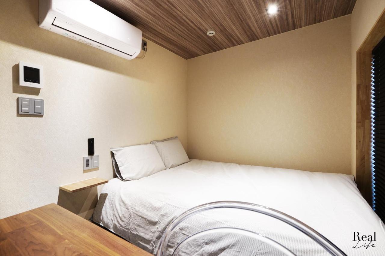 Apartment Real Life Sangenjaya Tokyo