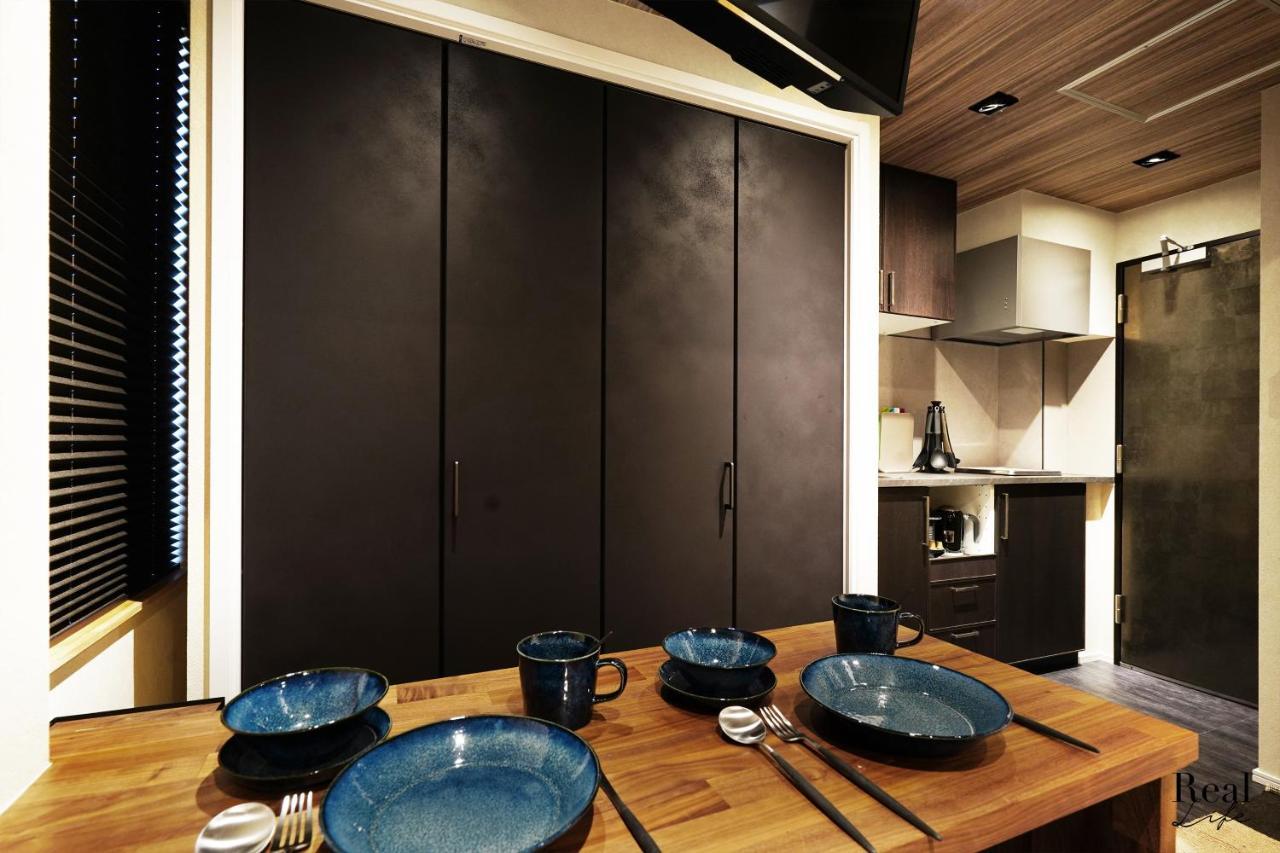 Real Life Sangenjaya Apartment