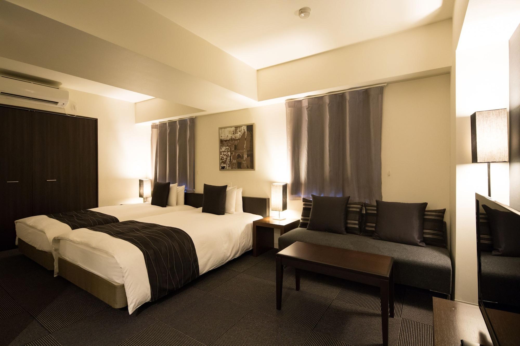 Roppongi S Hotel 4*