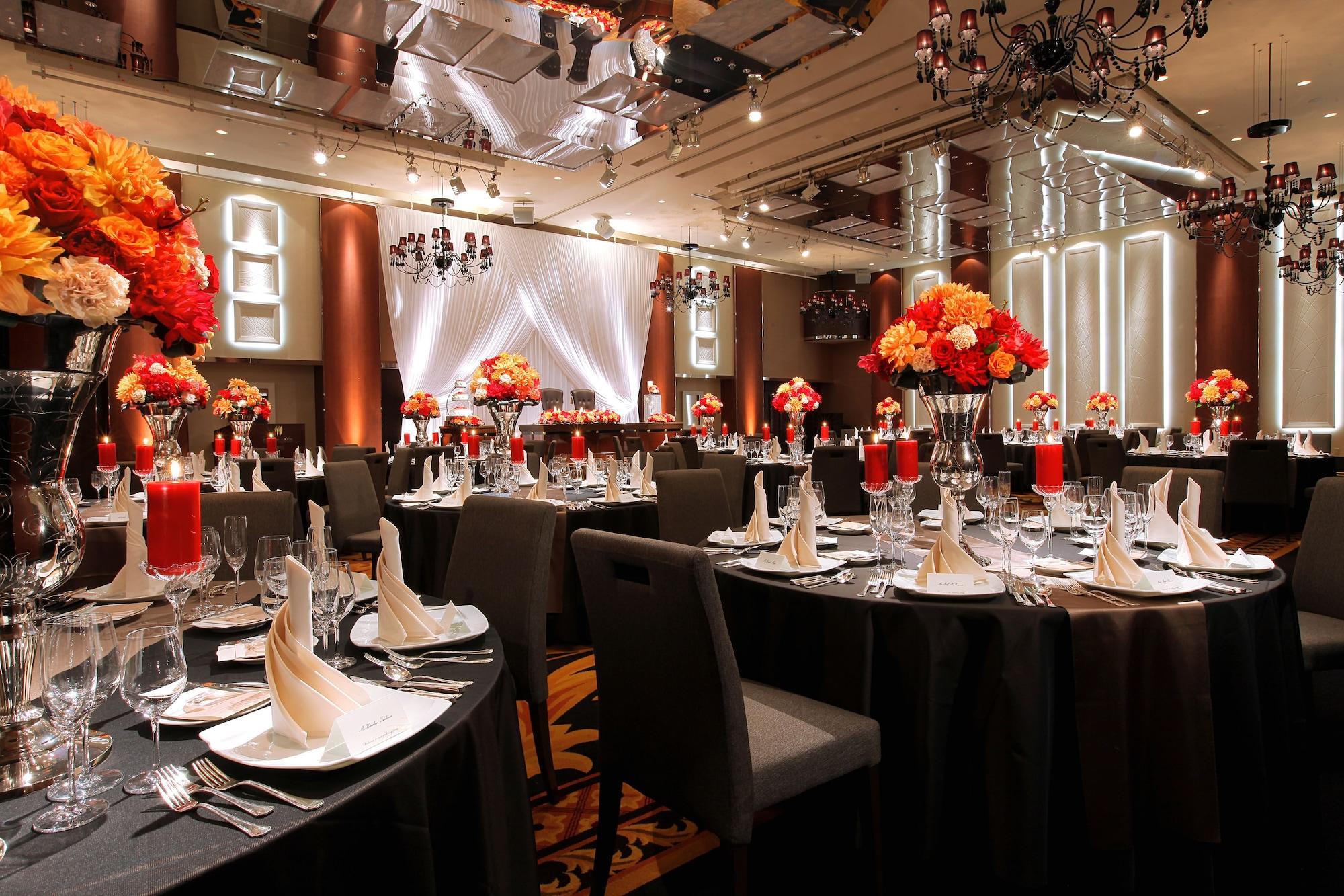 Metropolitan Edmont Hotel 4*