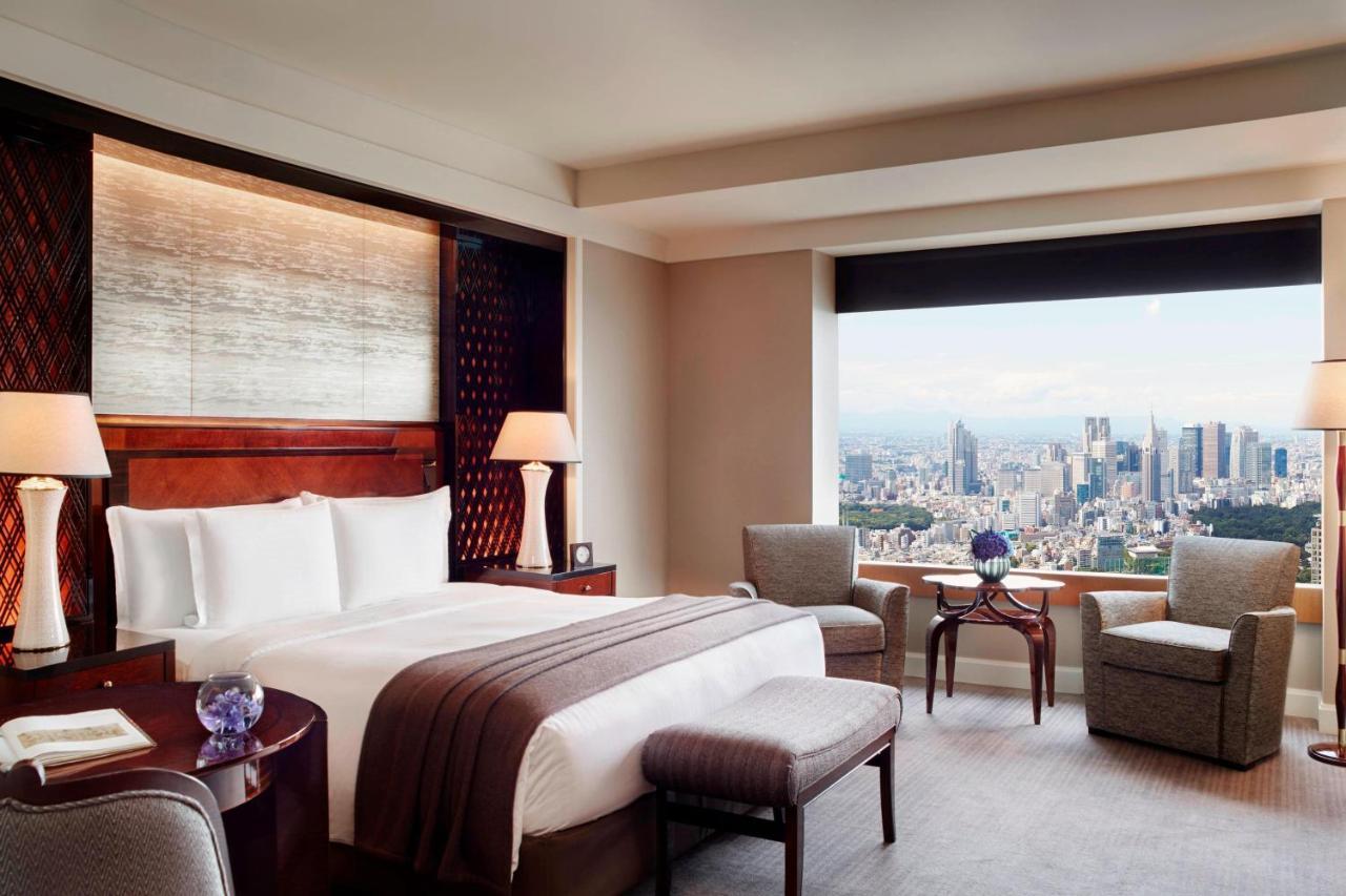 The Ritz-carlton, Hotel