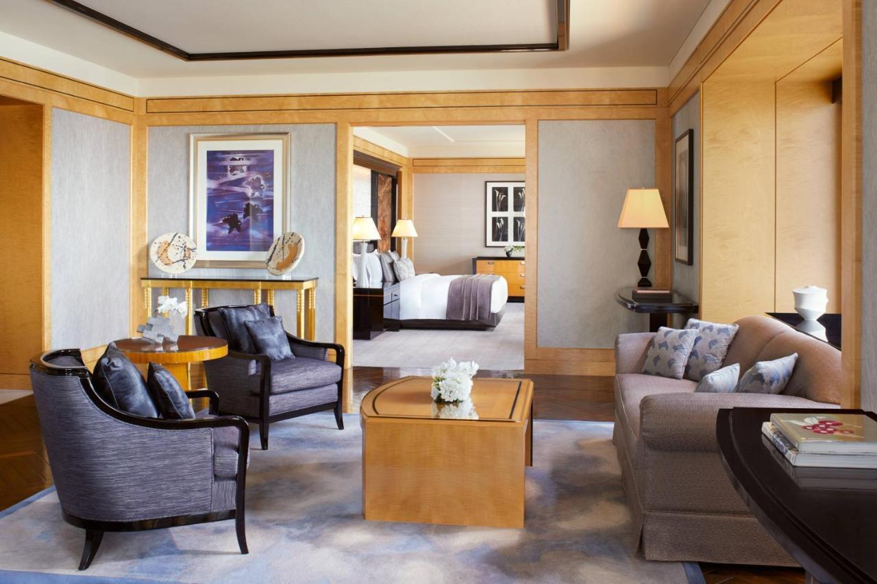 Hotel The Ritz-carlton,