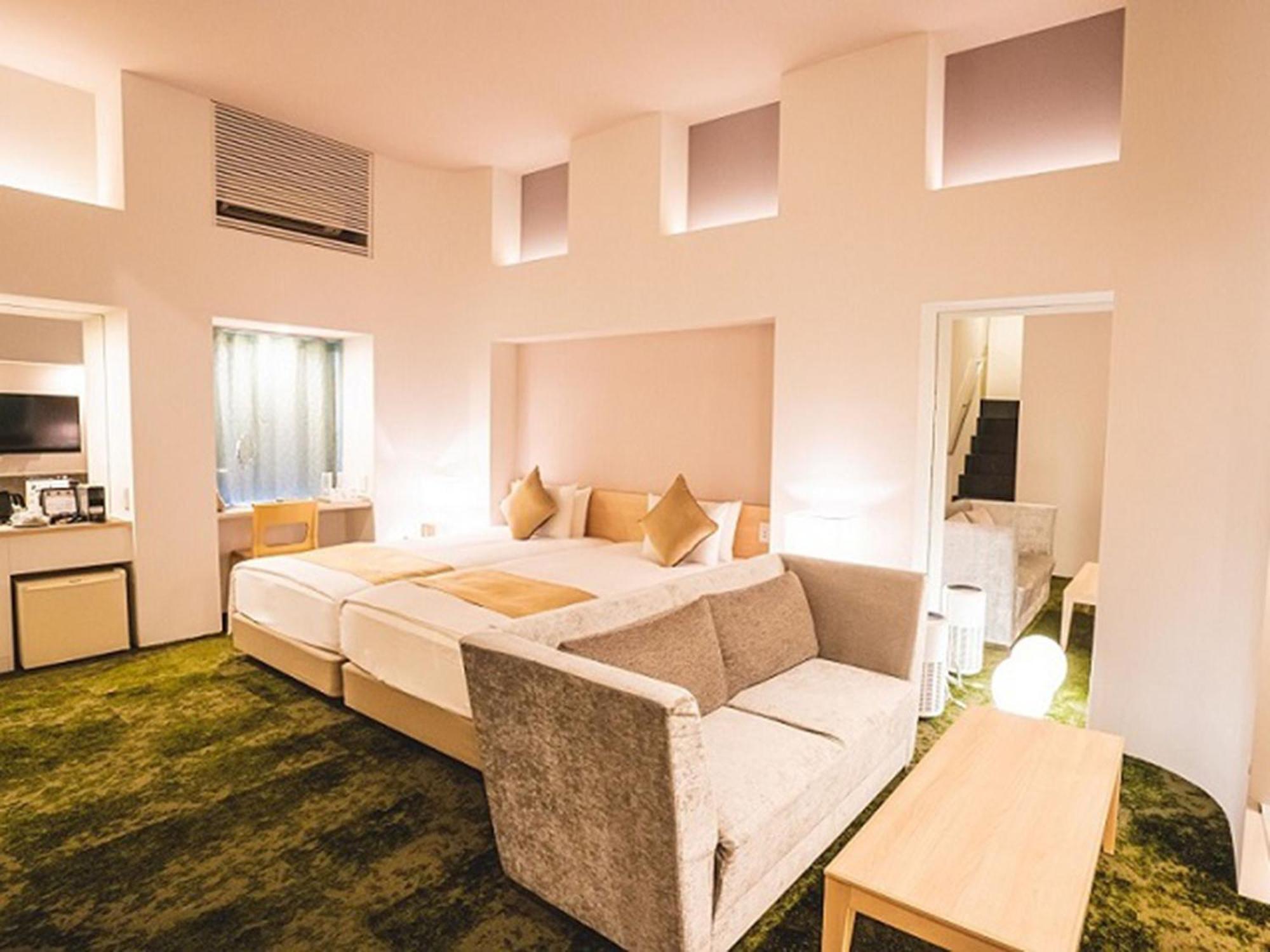Roppongi S Hotel