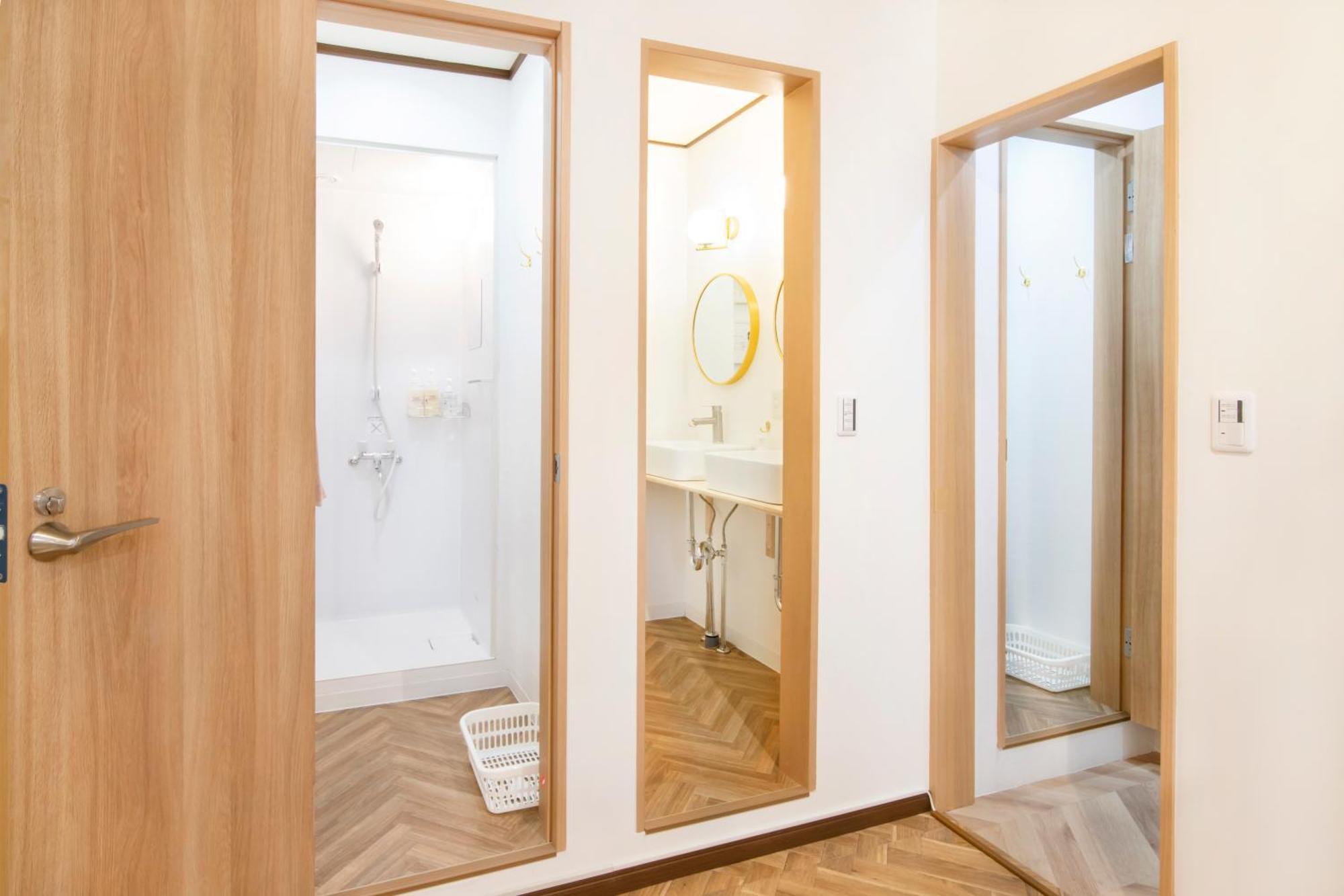 Apartment Meee Asakusa3f4f 浅草徒歩3分 140平米max22名 無料駐車場 屋上絶景 渋谷直通 *