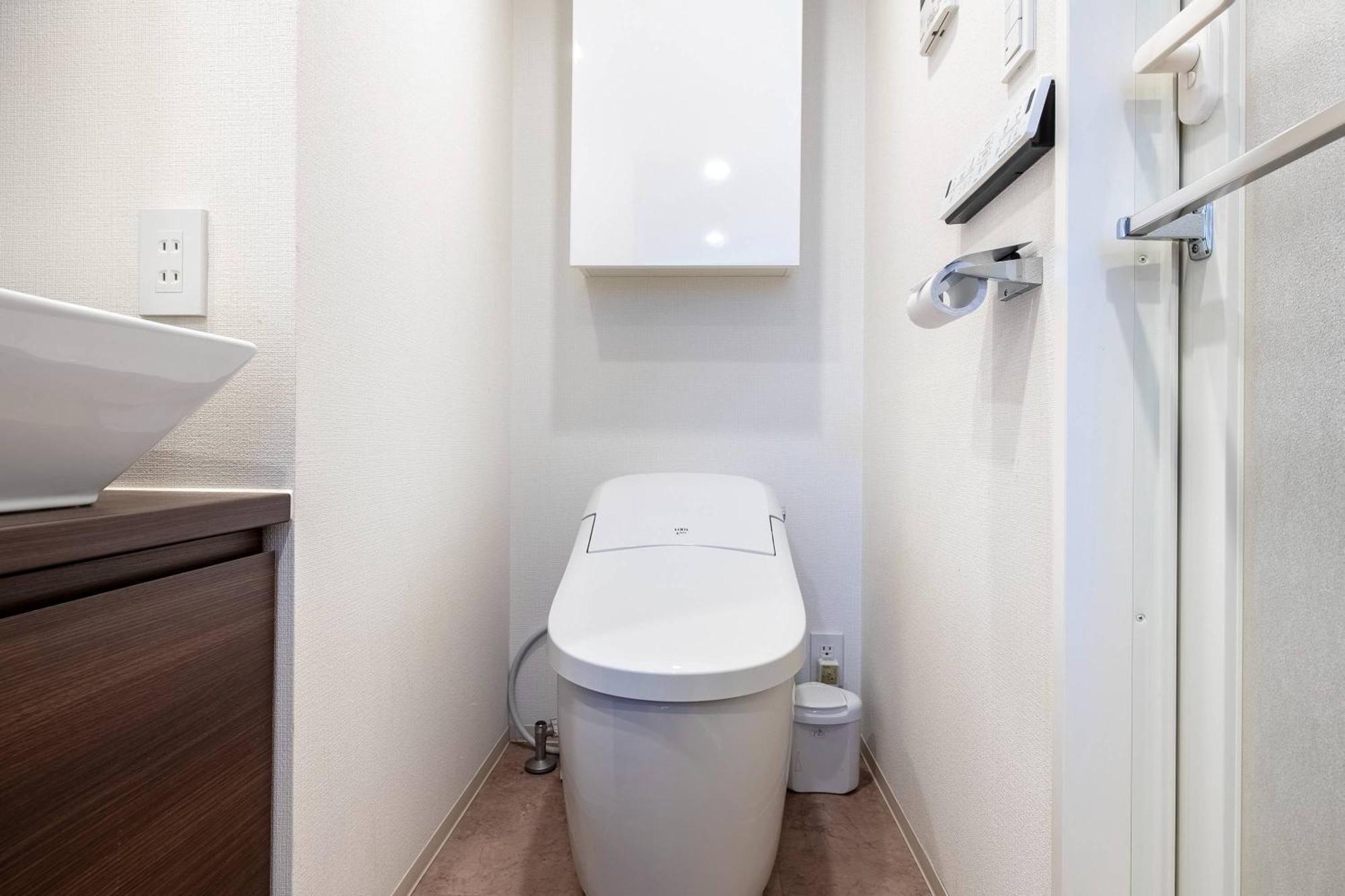 Shibuya Hilltop Apartment *