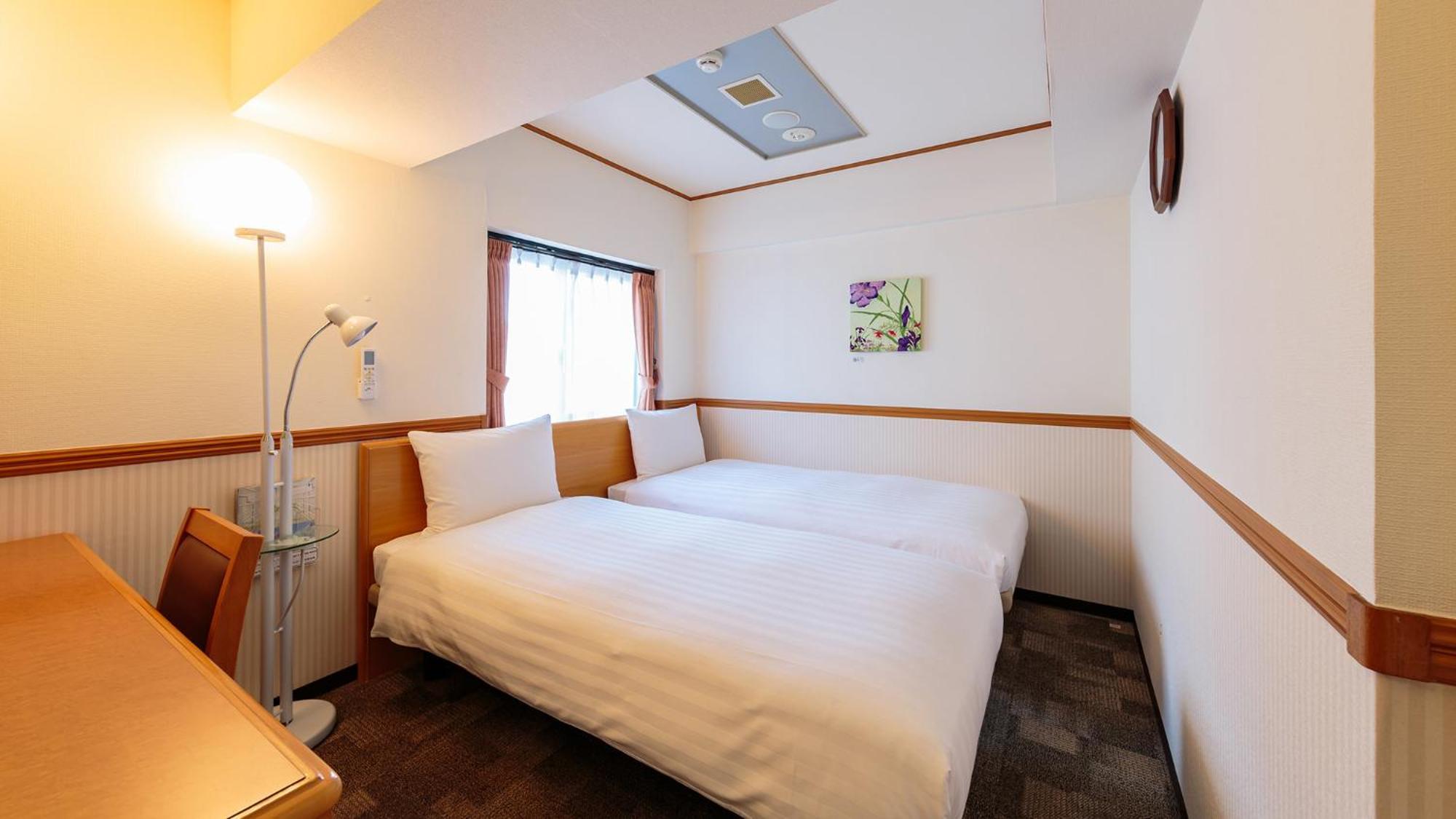 Toyoko Tozai-sen Nishi-kasai Hotel Tokyo