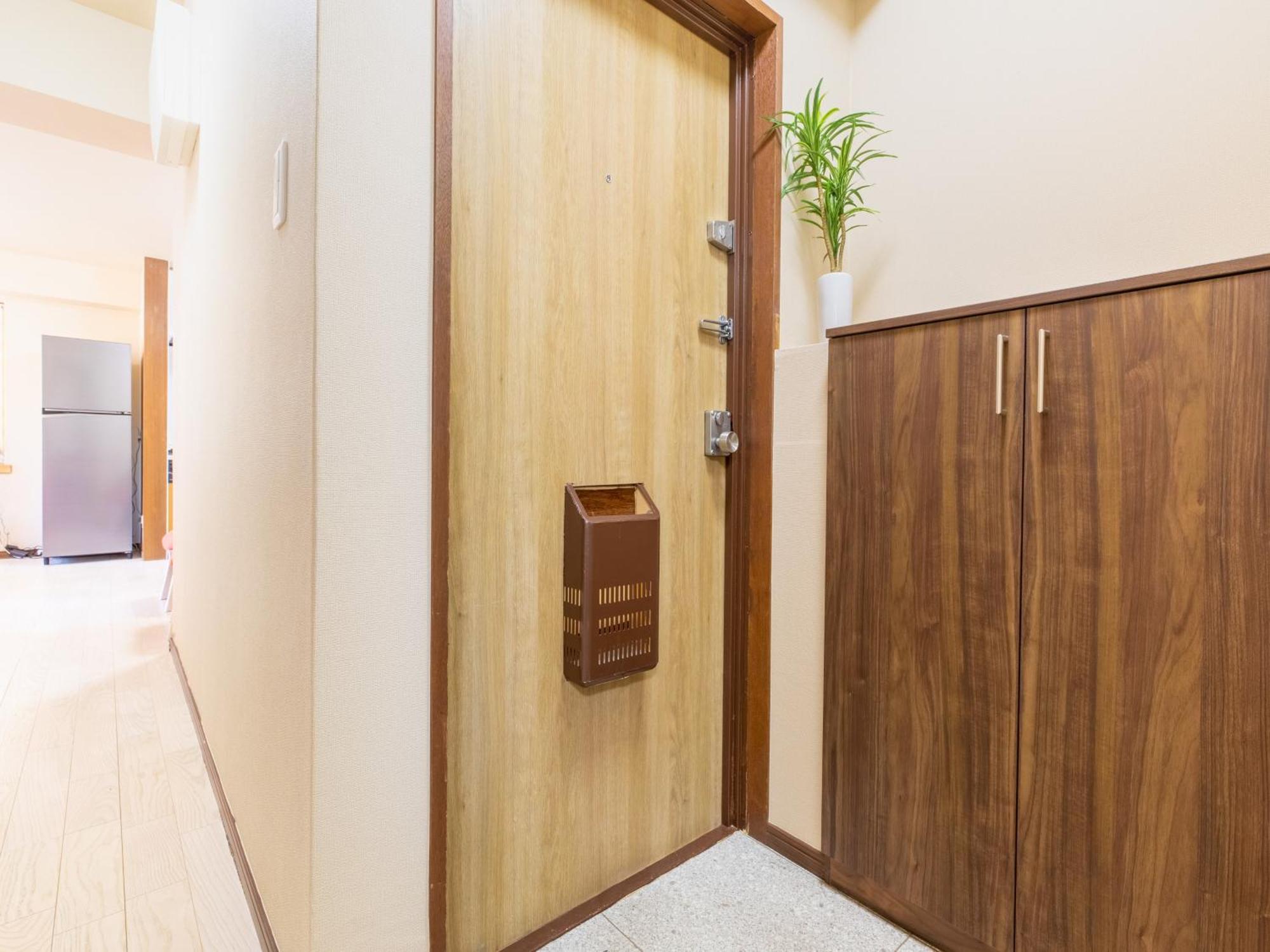 Okubo Sta10min Walk/ Shinjyuku Sta 2min/85 ㎡/3ldk Apartment *