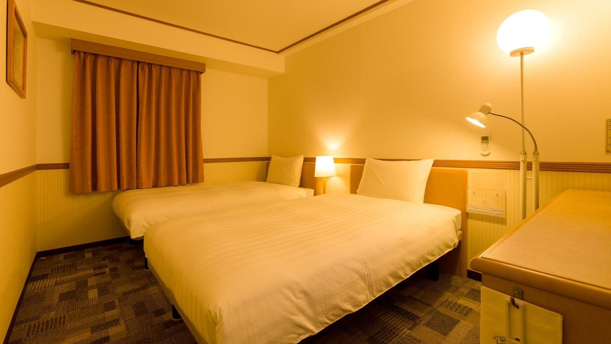 Toyoko Tozai-sen Nishi-kasai Hotel Tokyo