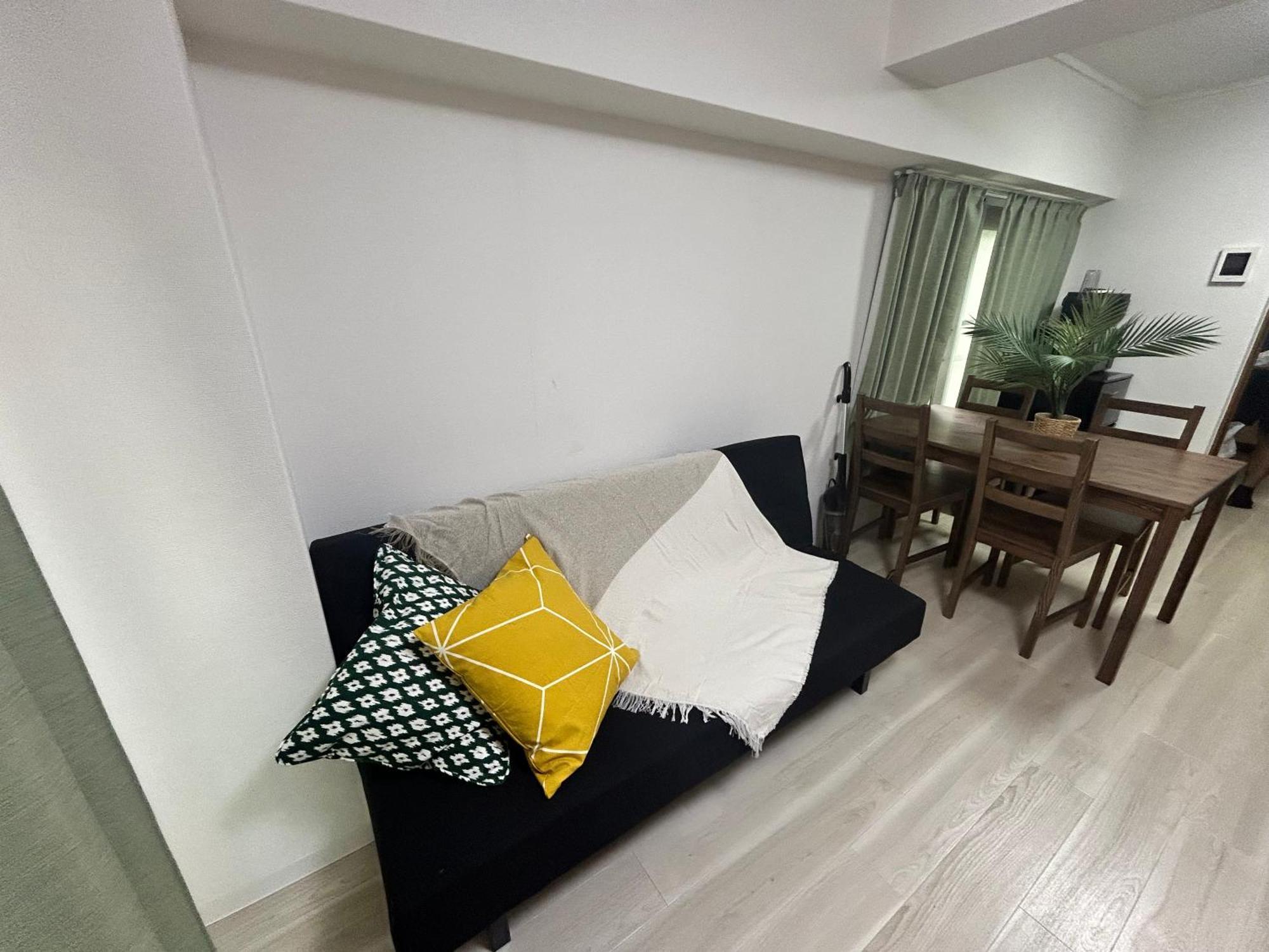 Riverside Omori Apartment Tokyo