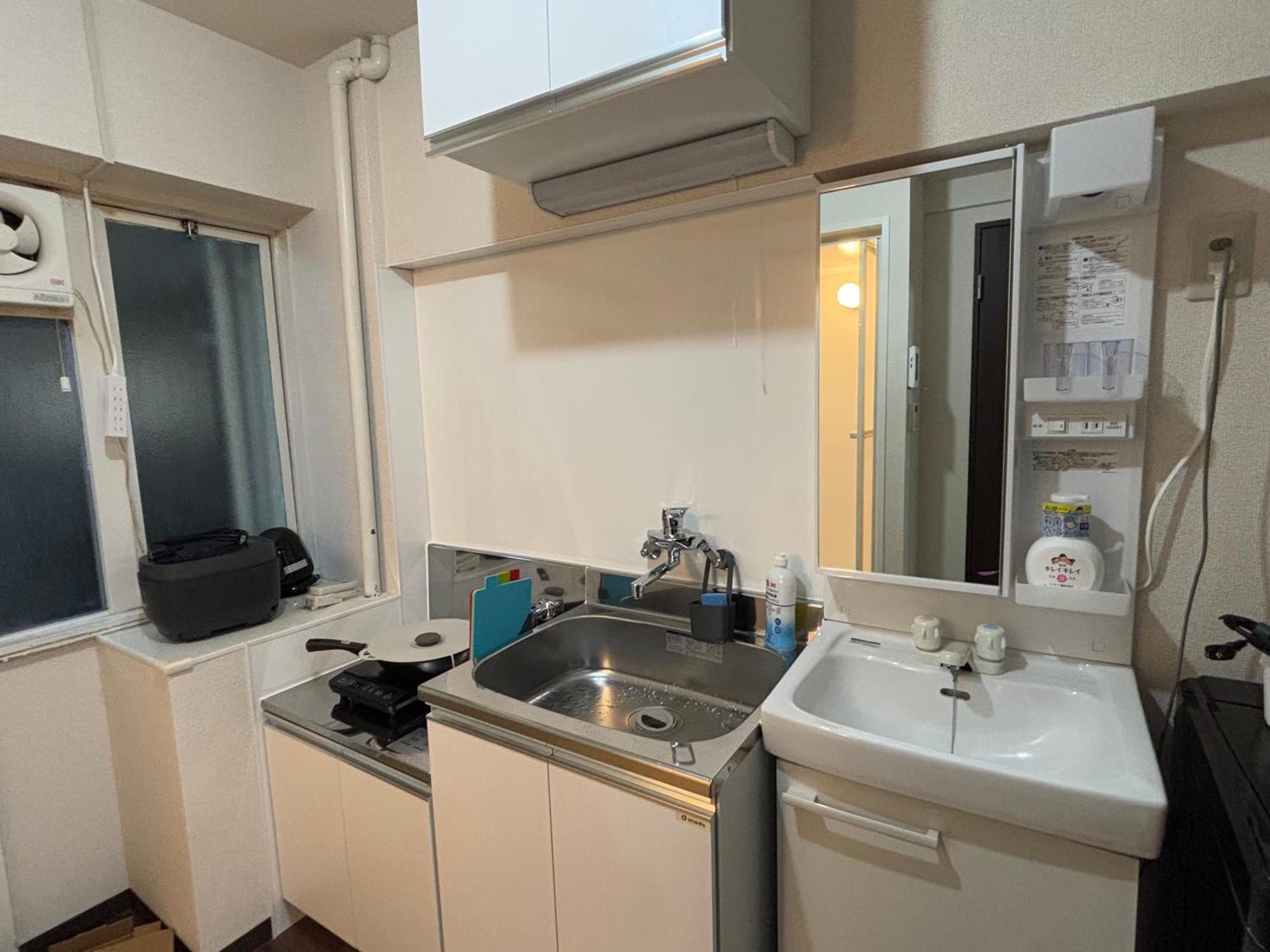 Riverside Omori Apartment Tokyo
