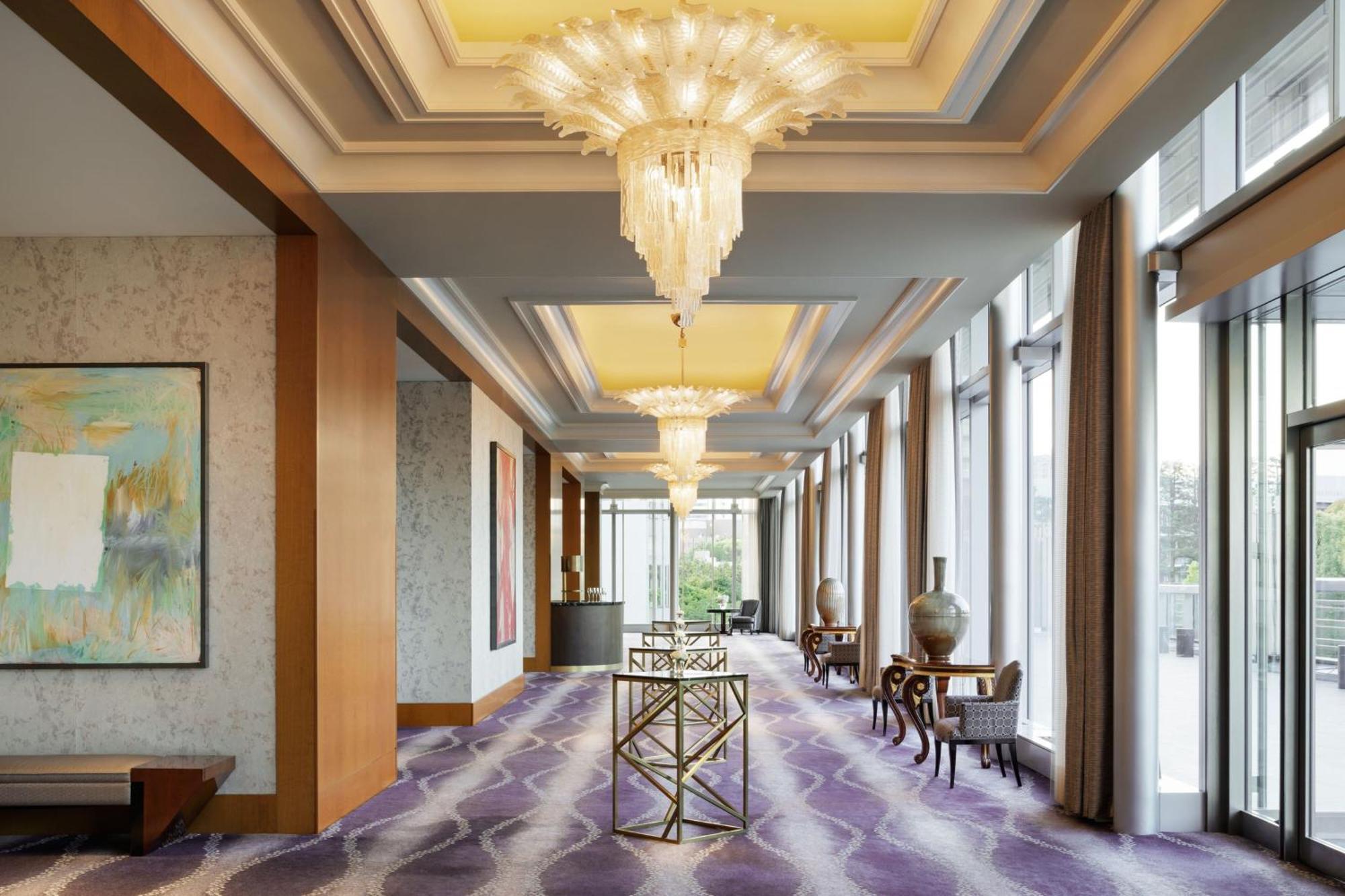 Hotel The Ritz-carlton, 5*