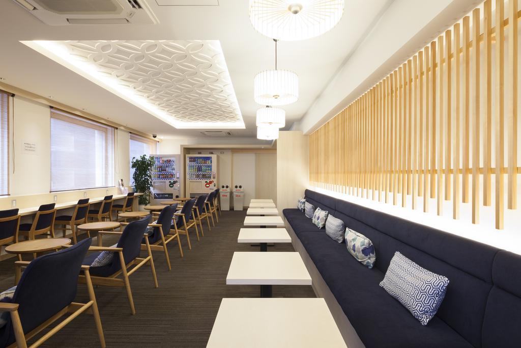 Capsule hotel Ginza Bay