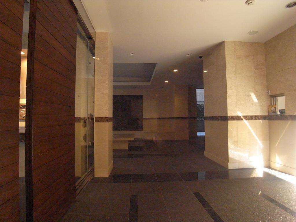 Palace Minami-azabu