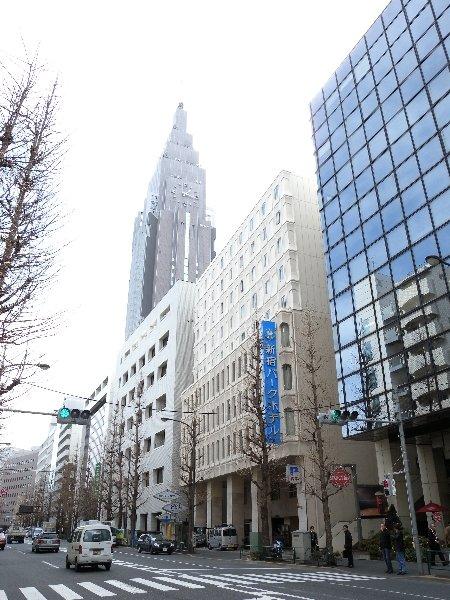 Shinjuku Apartment *