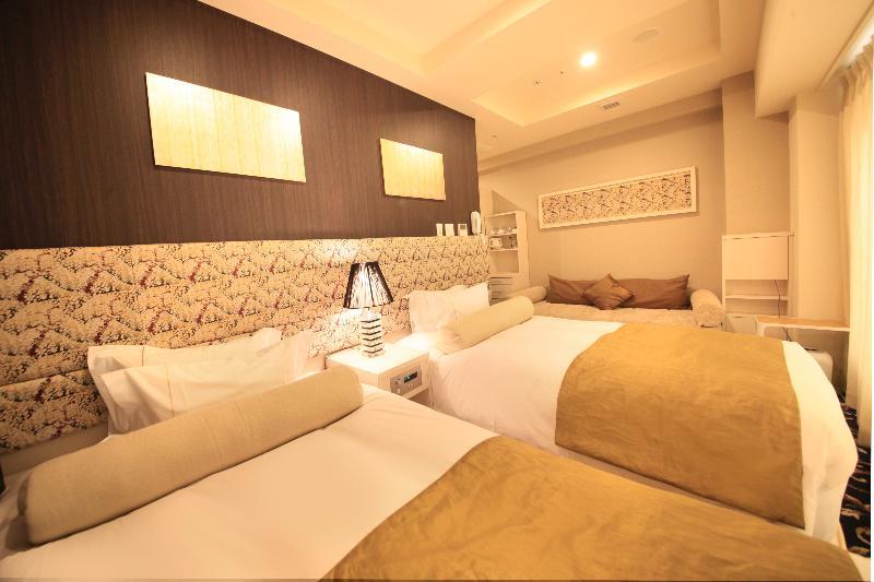 Centurion Grand Akasakamitsuke Station Hotel 3*