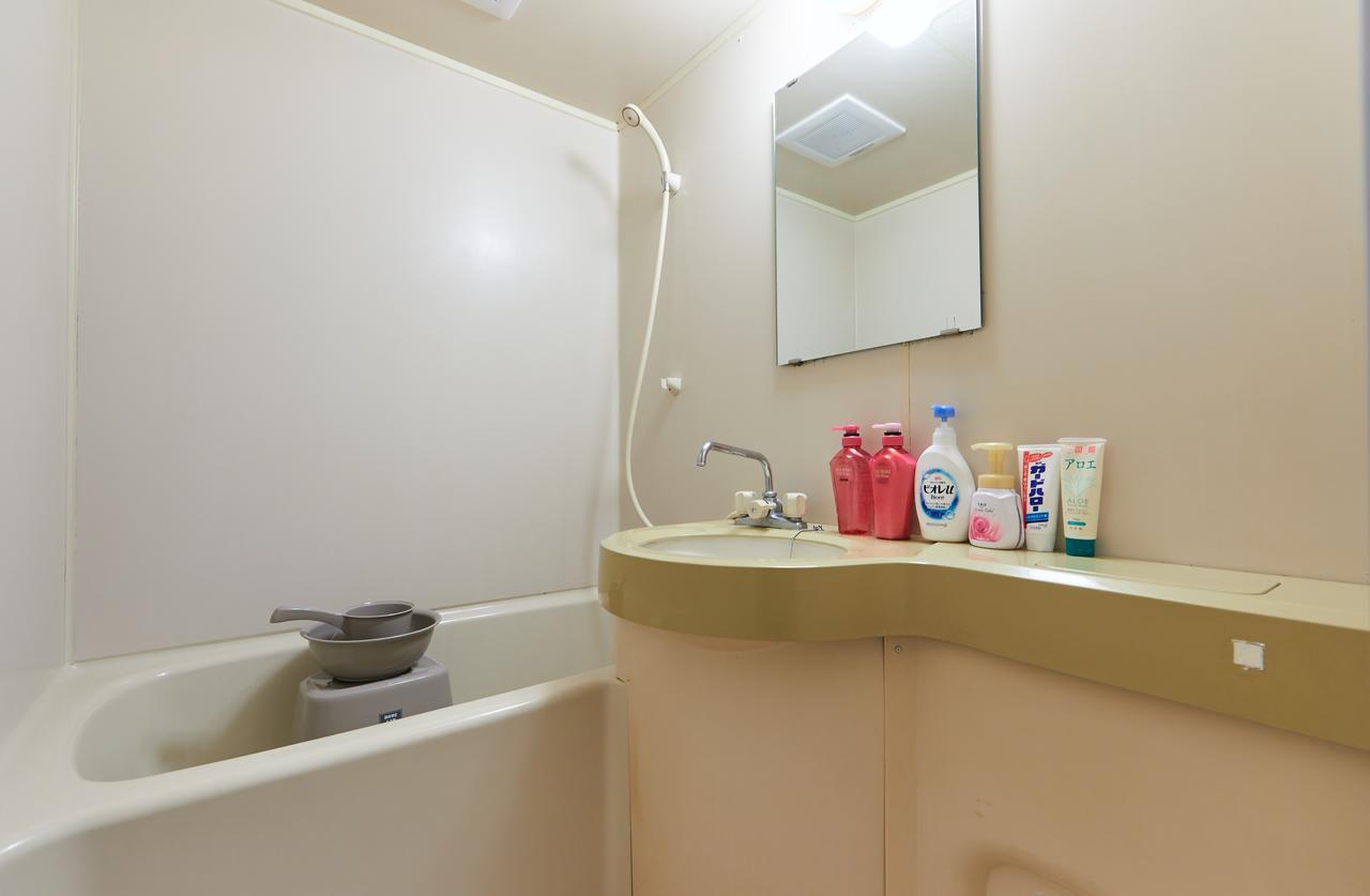 Nishishinjuku Gochome Hana House Apartment