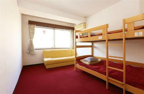 Hostel Ueno Youth *