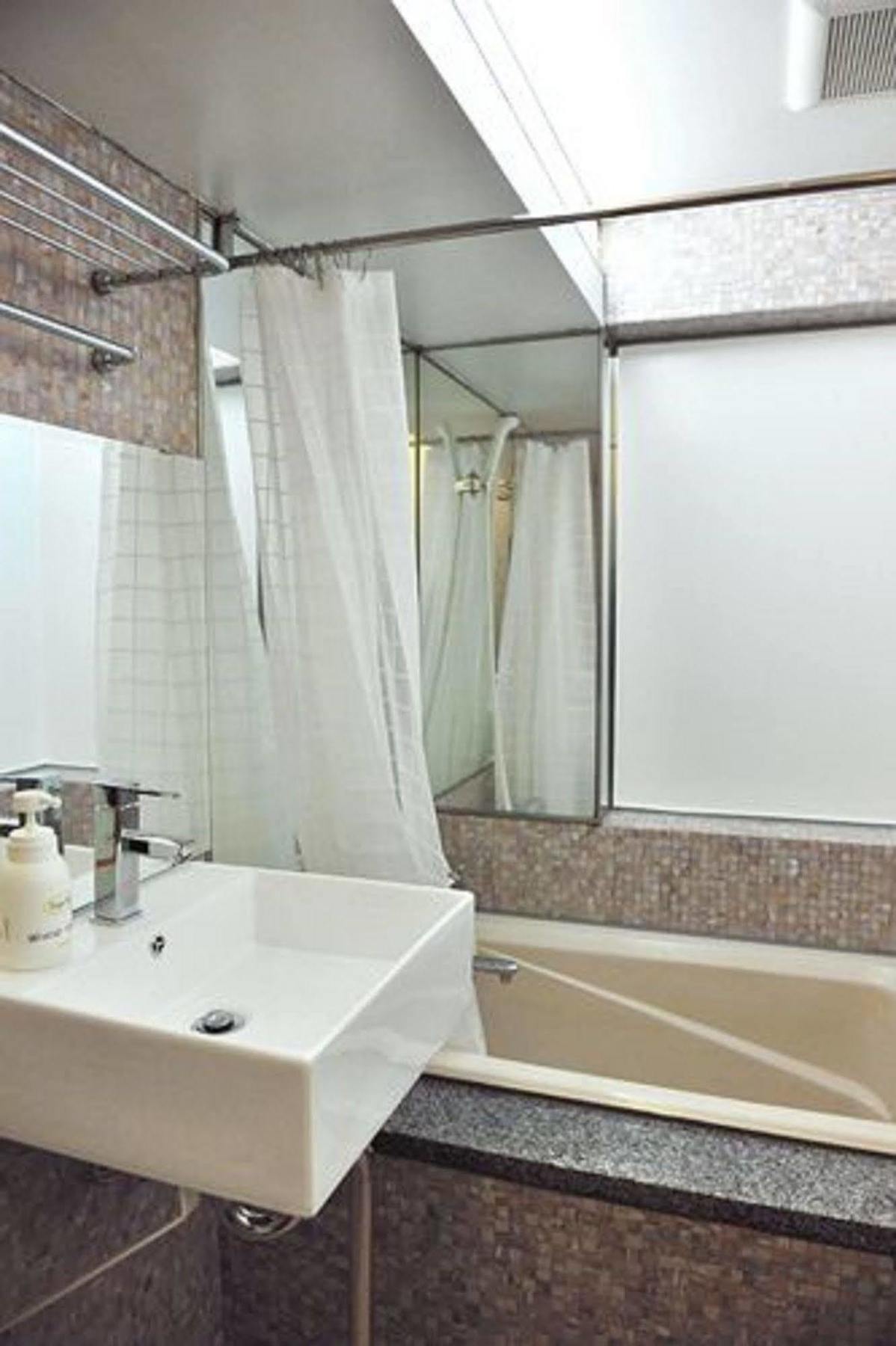 Hotel Khaosan Laboratory *
