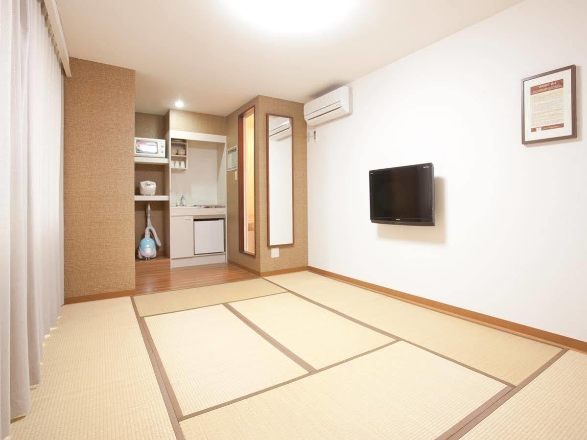 Hanabi Hotel 2*