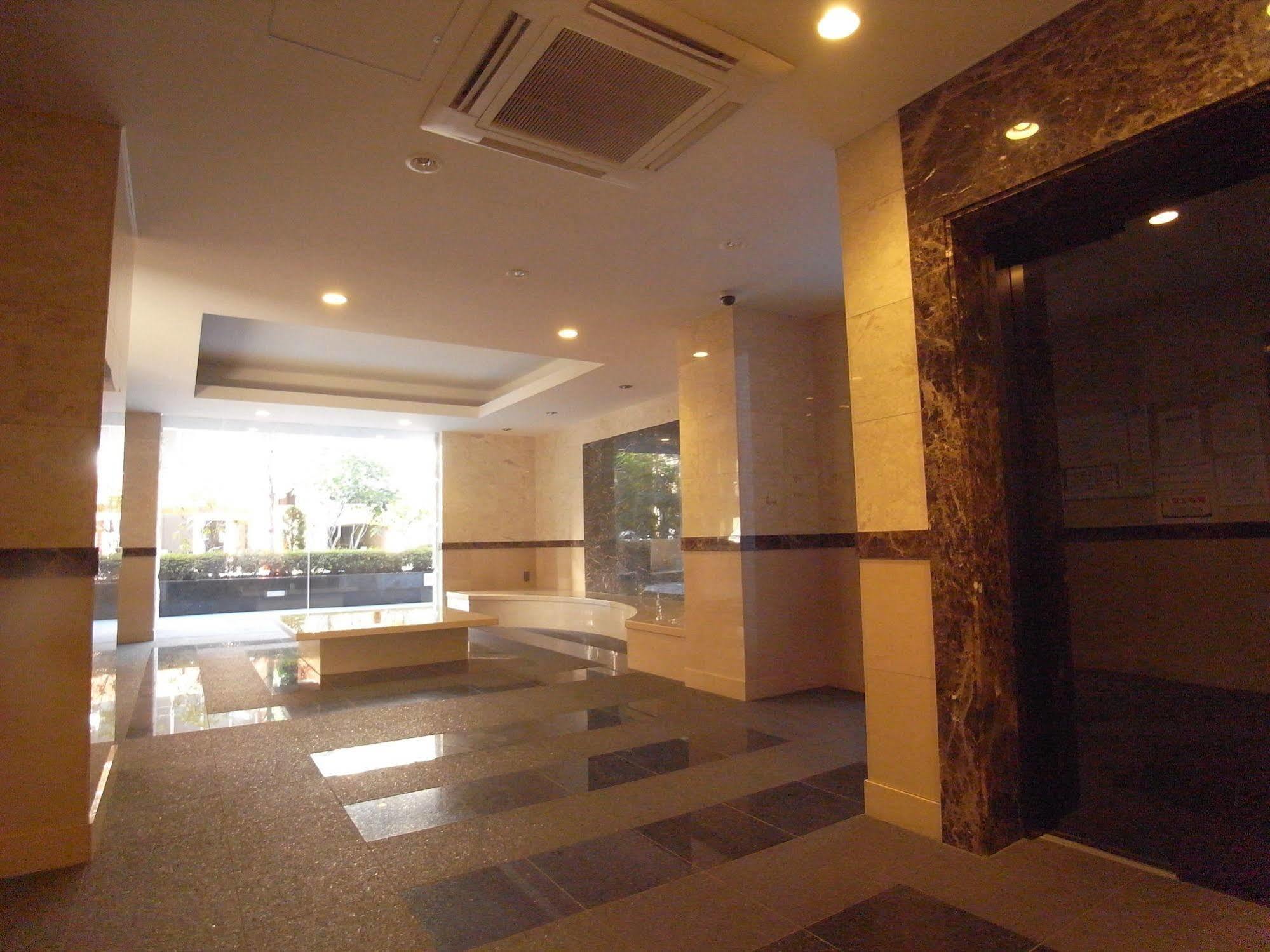 Palace Minami-azabu Apartment Tokyo