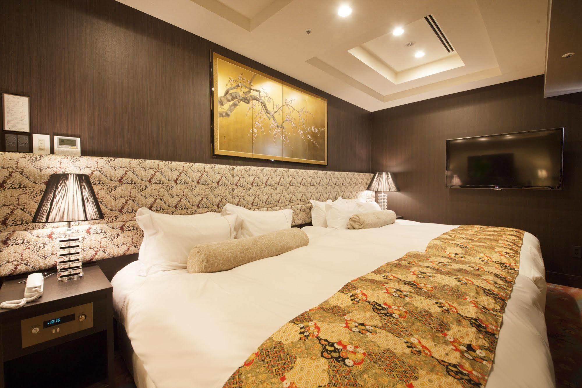 Hotel Centurion Grand Akasakamitsuke Station