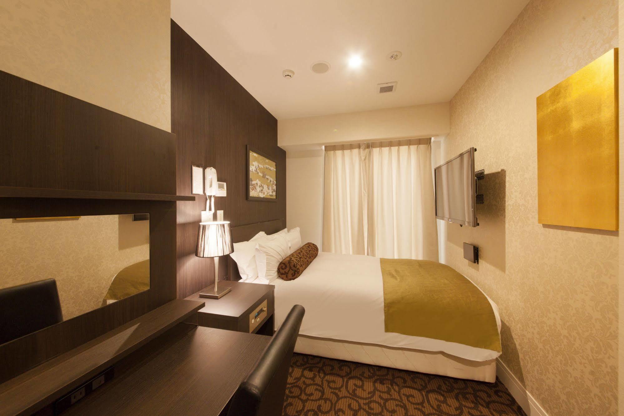 Centurion Grand Akasakamitsuke Station Hotel 3*