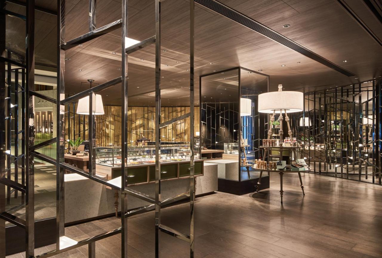 Hotel The Park Tower - Preferred & Resorts, Lvx Collection