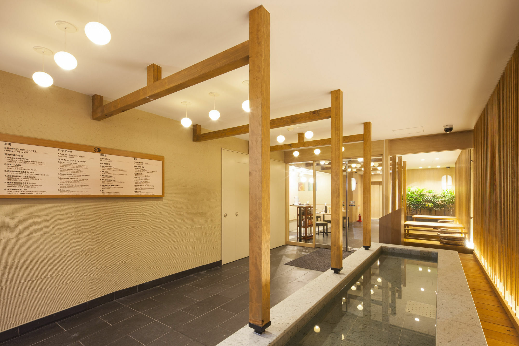 Ginza Bay Capsule hotel