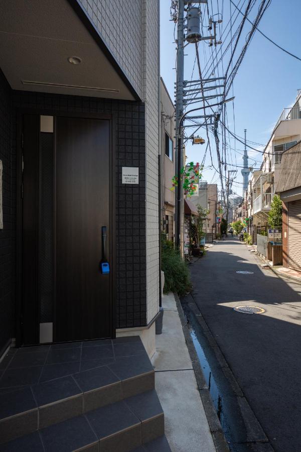 Private Oshiage Apartment Tokyo