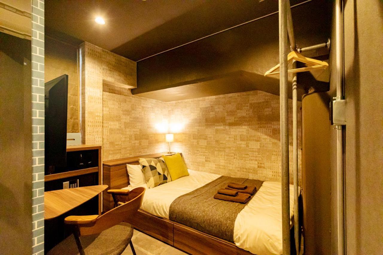 Hotel Under Railway Akihabara 3*