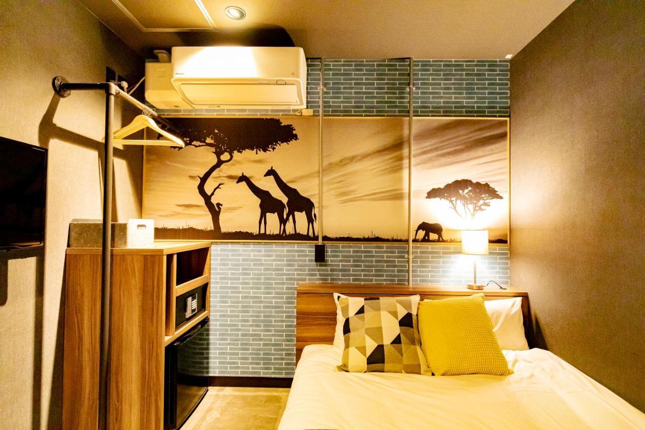 Hotel Under Railway Akihabara 3*