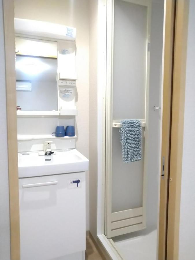 Apartment Issyuku Higashiueno