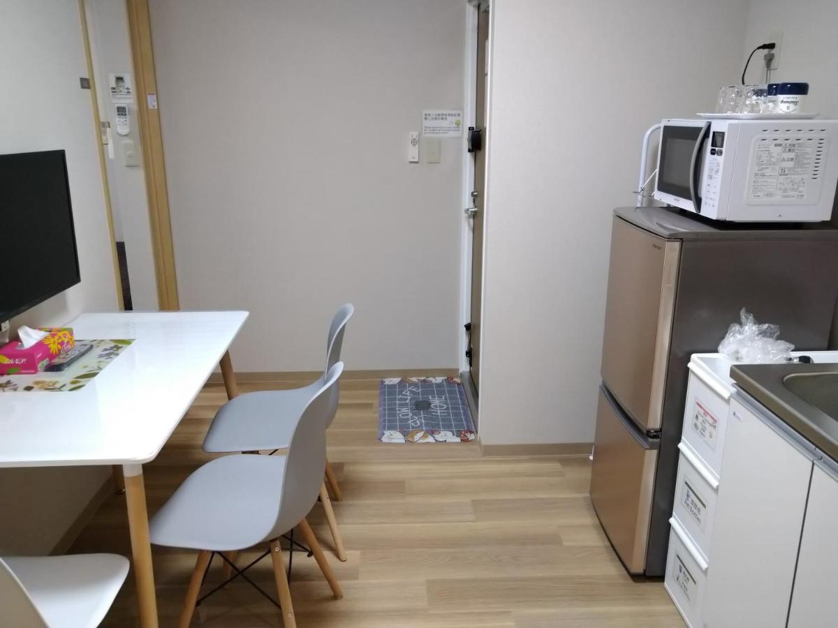 Issyuku Higashiueno Apartment *