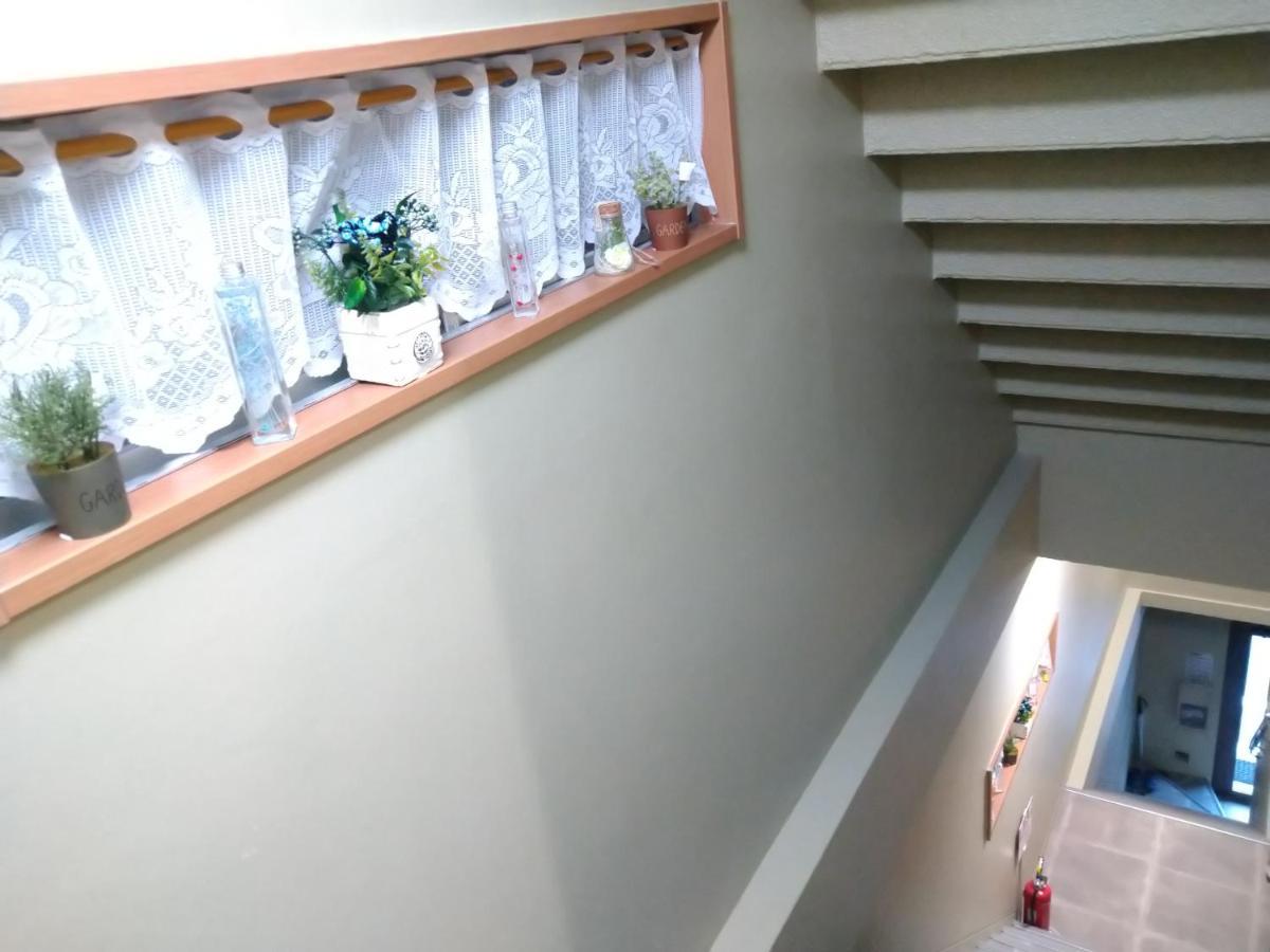 Issyuku Higashiueno Apartment *