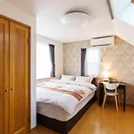 Luxury Guest House In Tokyo Shinjuku
