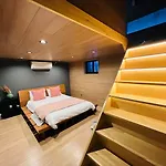 Ueno House