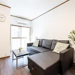 一棟貸切宿, 東京一之江ハウス6名定員, 秋葉原19分,新宿30分,Wifi有, ディズニータクシー20分3000円,駐車場ありません