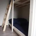 328 Hostel & Lounge