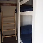 328 Hostel & Lounge