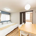浅草アパートメント301