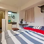 Shinjuku Comfy Studio At Kabukicho 1