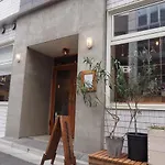 Almond Hostel & Cafe Shibuya