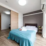 Mw Hotel B52