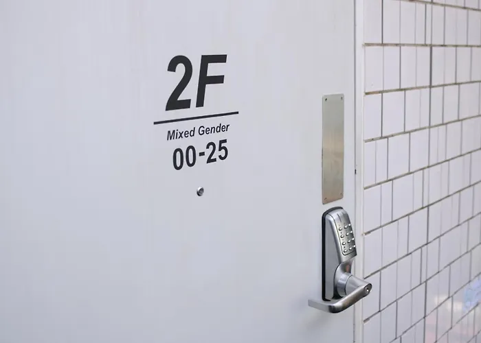 Almond Hostel & Cafe Shibuya